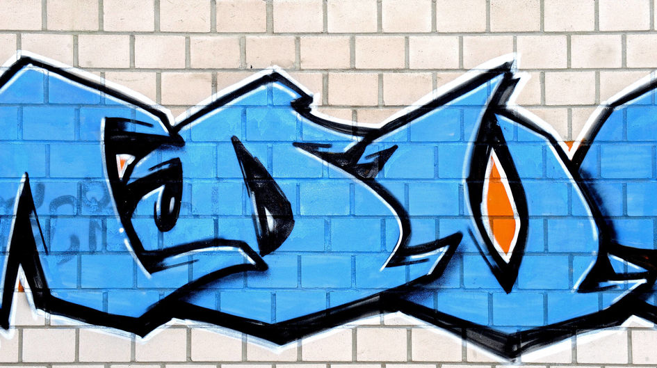 Graffiti is easy to remove from surfaces protected with the environmentally friendly products Protectosil® ANTIGRAFFITI and Protectosil® ANTIGRAFFITI SP.